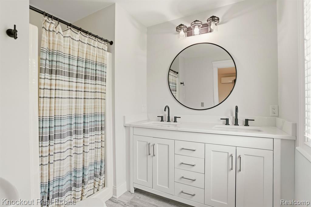9239 Lange Road, Birch Run, MI 48415 — Photo 41