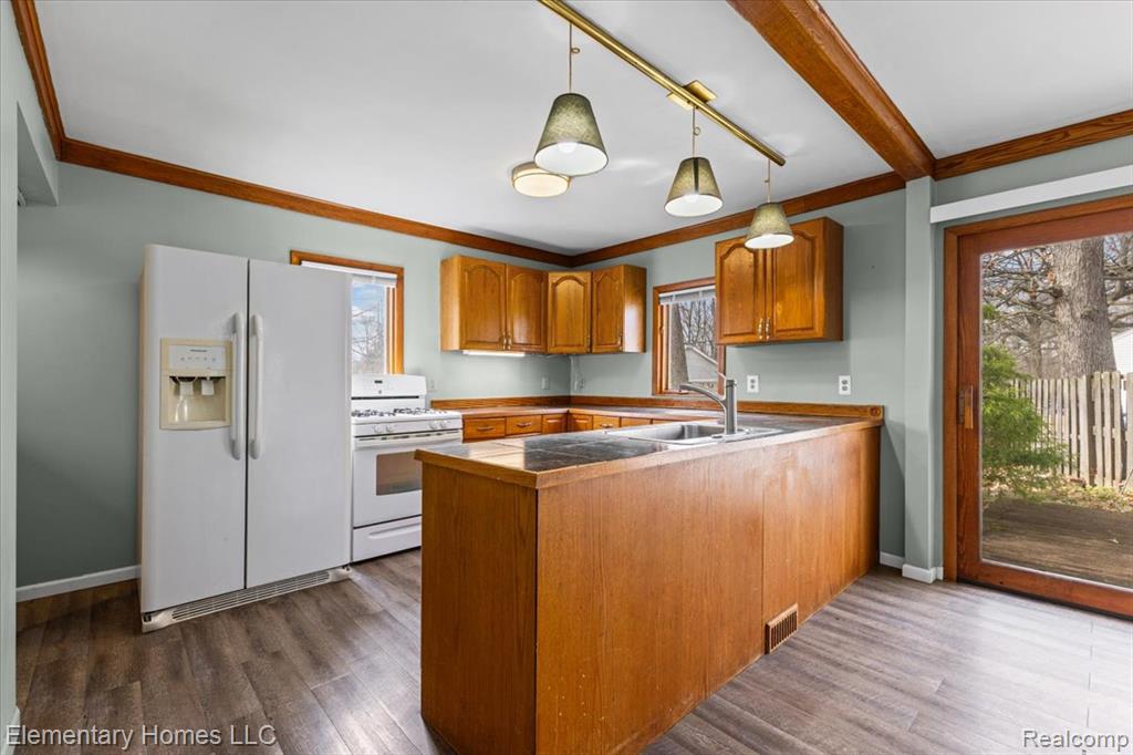 2158 Oaknoll Street, Auburn Hills, MI 48326 — Photo 12