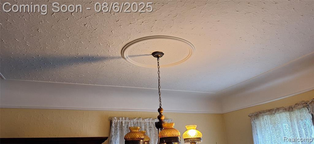 686 Lounsbury Avenue, Pontiac, MI 48340 — Photo 6