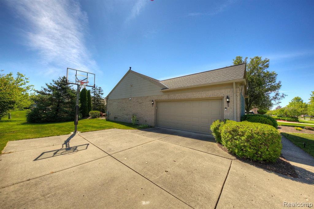 3425 EMPIRE STATE Drive, Canton, MI 48188 — Photo 38