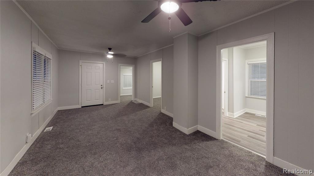 4015 Oak Knoll Road, Waterford, MI 48328 — Photo 10