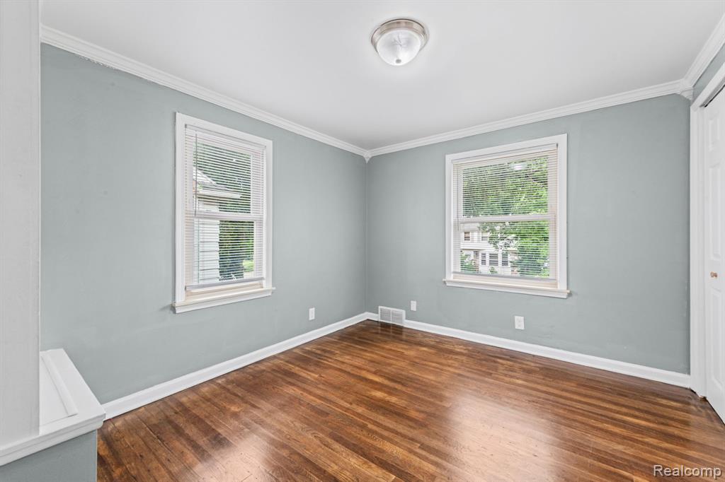 17400 Huntington Road, Detroit, MI 48219 — Photo 15