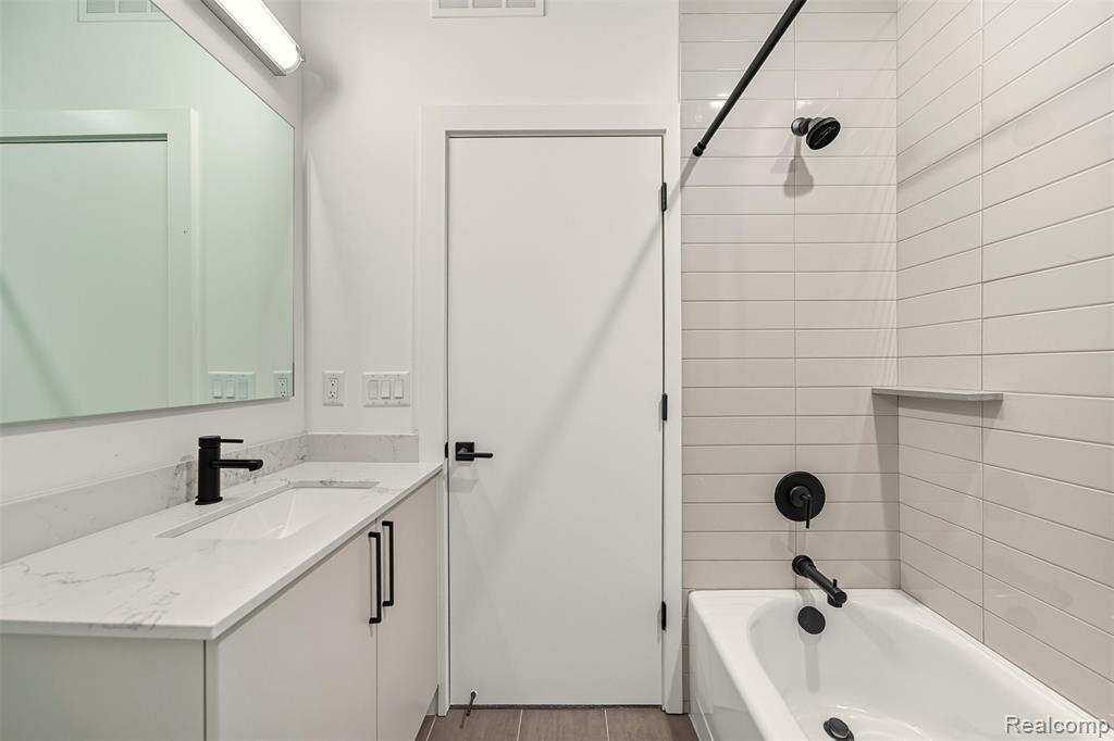 2835 Brush Street, Detroit, MI 48201 — Photo 11