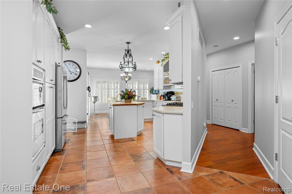 1937 Carsons Cove, Commerce Twp, MI 48390 — Photo 20