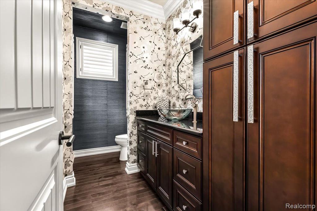 10744 WATERFALL Court, 19, South Lyon, MI 48178 — Photo 8