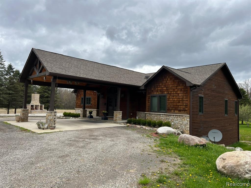 5785 Baldwin Road, Oxford, MI 48371 — Photo 2
