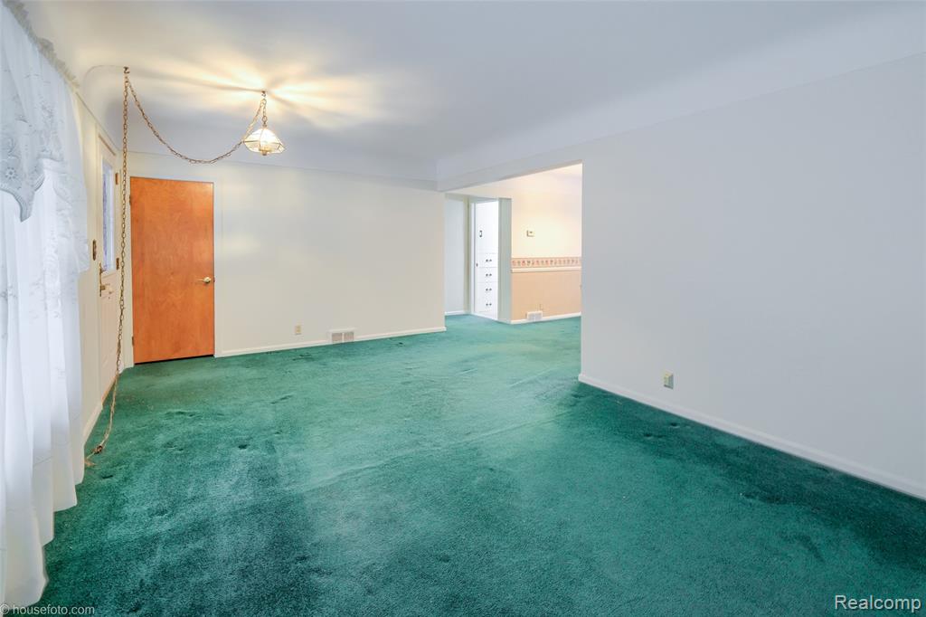11026 Varna Street, Clio, MI 48420 — Photo 12