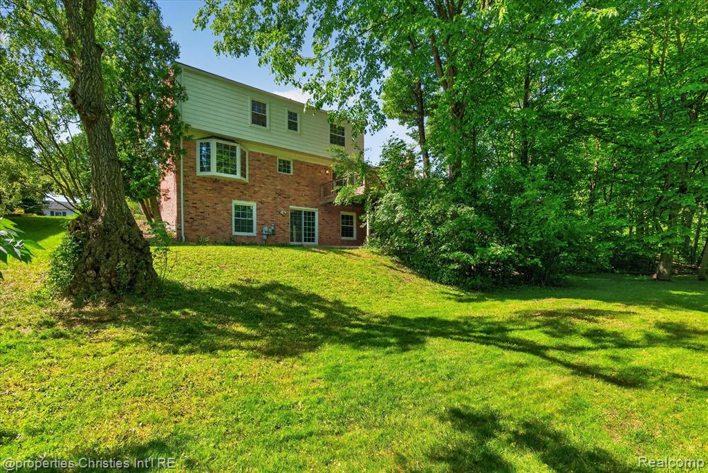 4352 Greenstown Drive, West Bloomfield, MI 48323 — Photo 50