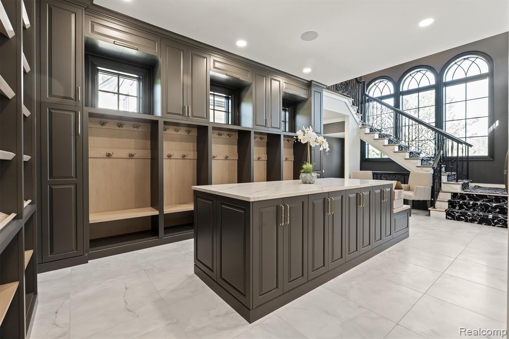 575 Chase Lane, Bloomfield Hills, MI 48304 — Photo 38