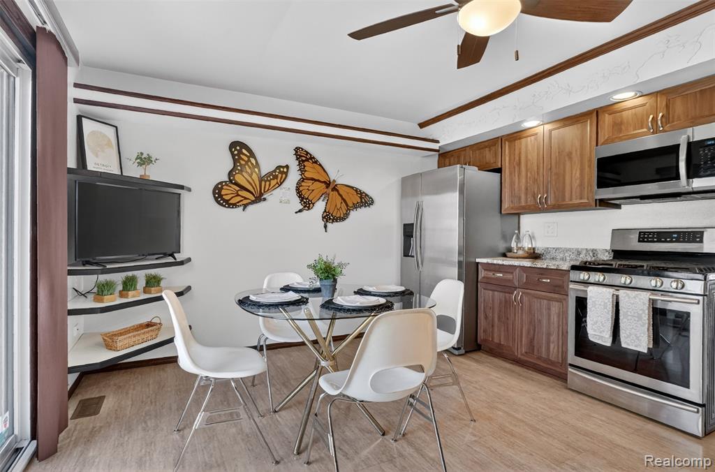 4447 Harrison Street, Inkster, MI 48141 — Photo 11