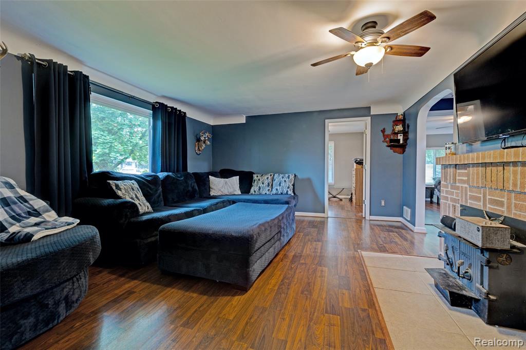 4127 N State Road, Davison, MI 48423 — Photo 4