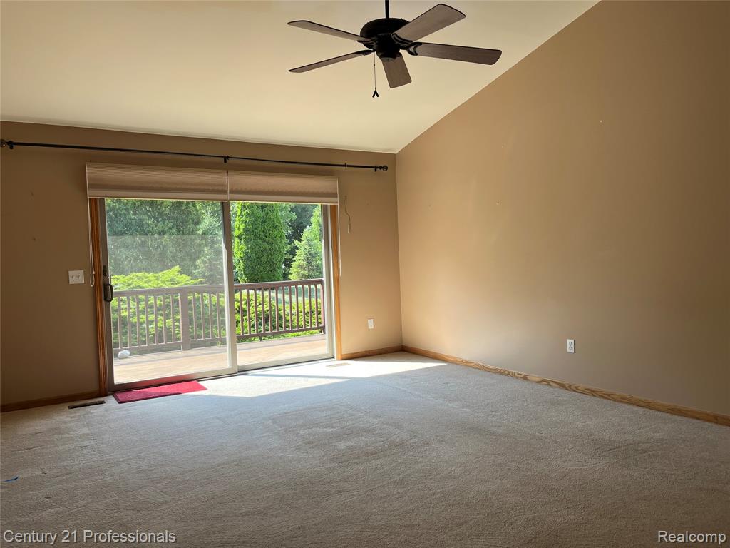 6252 Northridge Hills Drive, 66, Brighton, MI 48116 — Photo 18