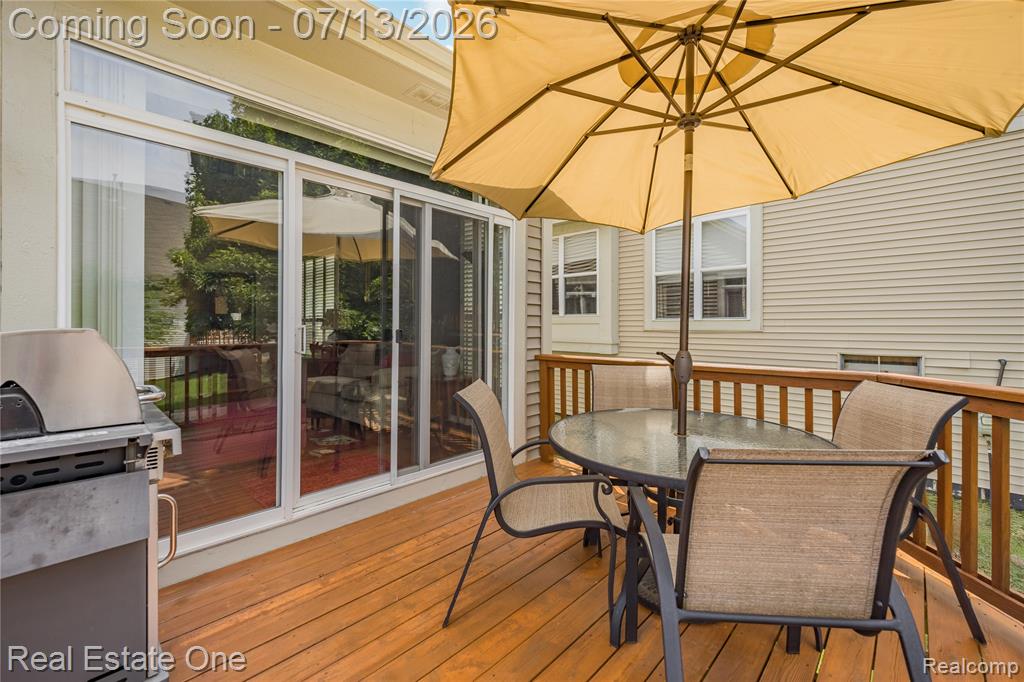 8206 Timber Trail, 82, White Lake, MI — Photo 32