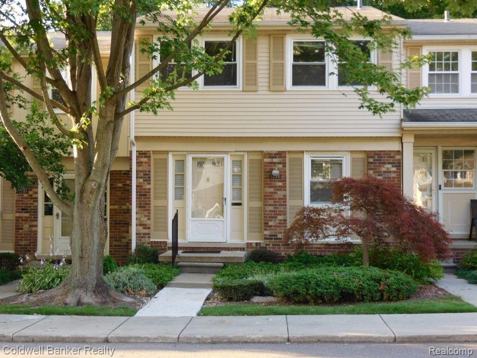 5238 BREEZE HILL, Troy, MI 48098 — Photo 2