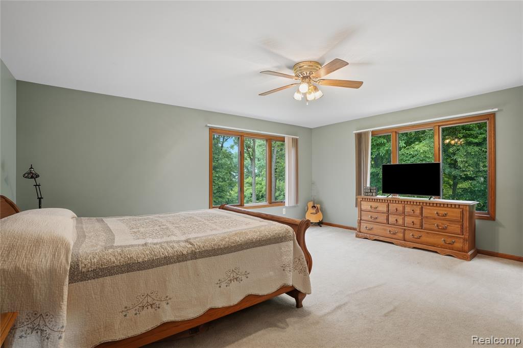 68345 Romeo Plank Road, Ray, MI — Photo 32