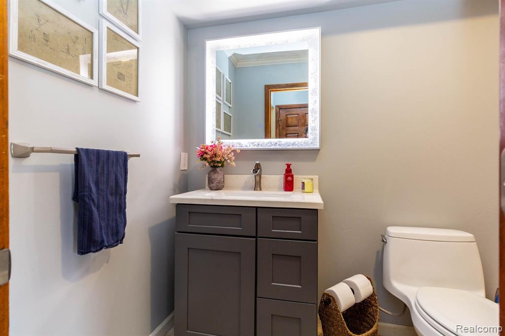45515 EMERALD FOREST Drive, Novi, MI — Photo 45