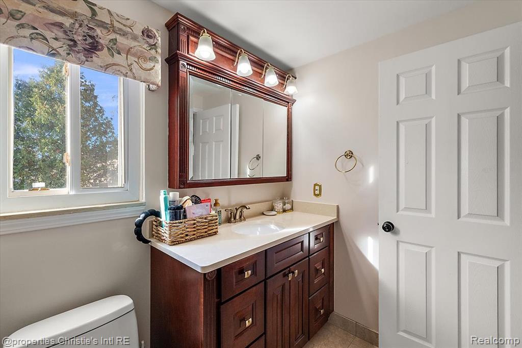 15900 Cumberland Street, Riverview, MI 48193 — Photo 37