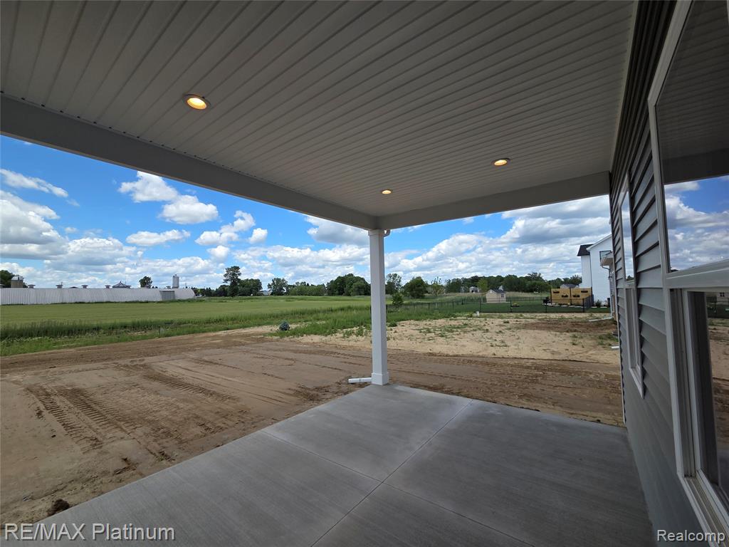 13025 River Rock Pass, Linden, MI 48451 — Photo 2