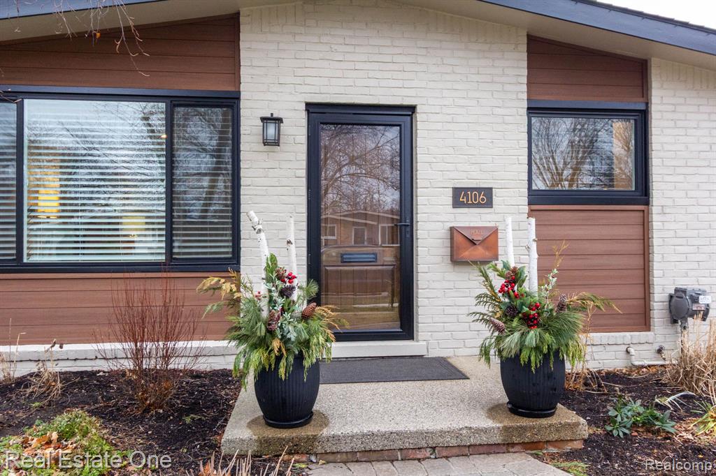 4106 Edgeland Avenue, Royal Oak, MI 48073 — Photo 4
