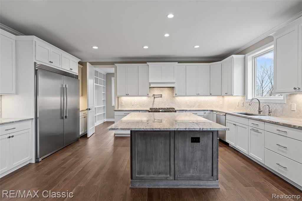 5567 Huron River Drive, Dexter, MI 48130 — Photo 13