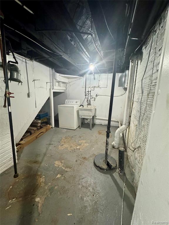 7417 Hanover Street, Detroit, MI 48206 — Photo 24