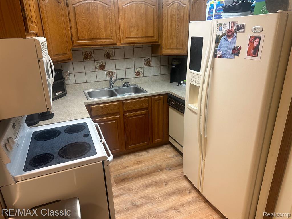 42207 MILL RACE Circle, Plymouth, MI 48170 — Photo 8