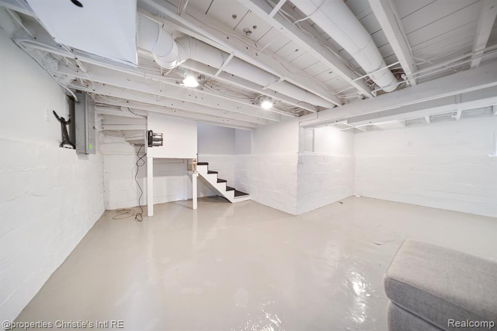 601 BALDWIN Avenue, Royal Oak, MI 48067 — Photo 13