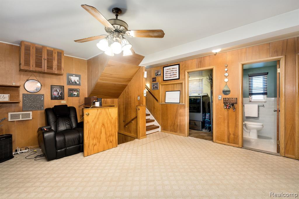 392 Cambridge Drive, Mount Clemens, MI 48043 — Photo 37