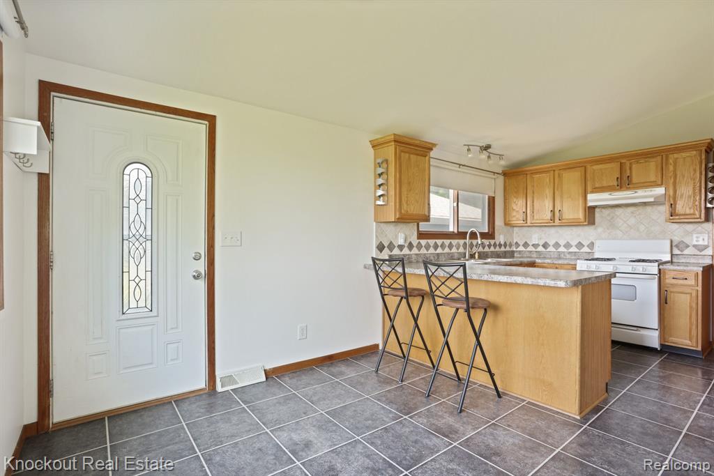 5741 S Merrill Road, Merrill, MI 48637 — Photo 7