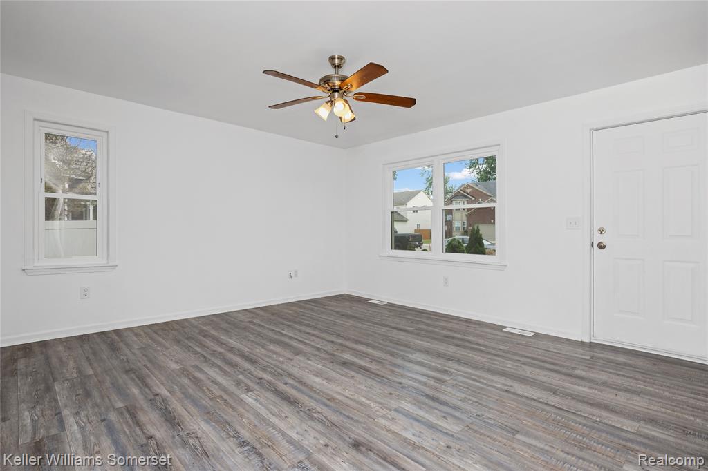 90 Tacoma Drive, Troy, MI 48084 — Photo 8