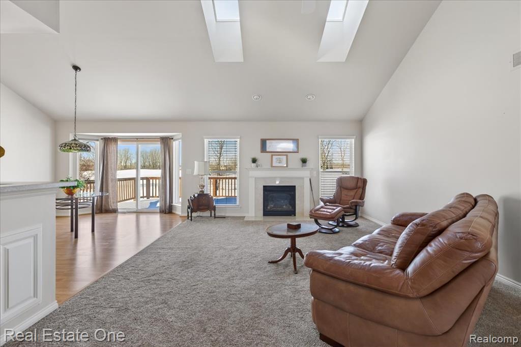 460 Golf Villa Drive, 9, Oxford, MI 48371 — Photo 10
