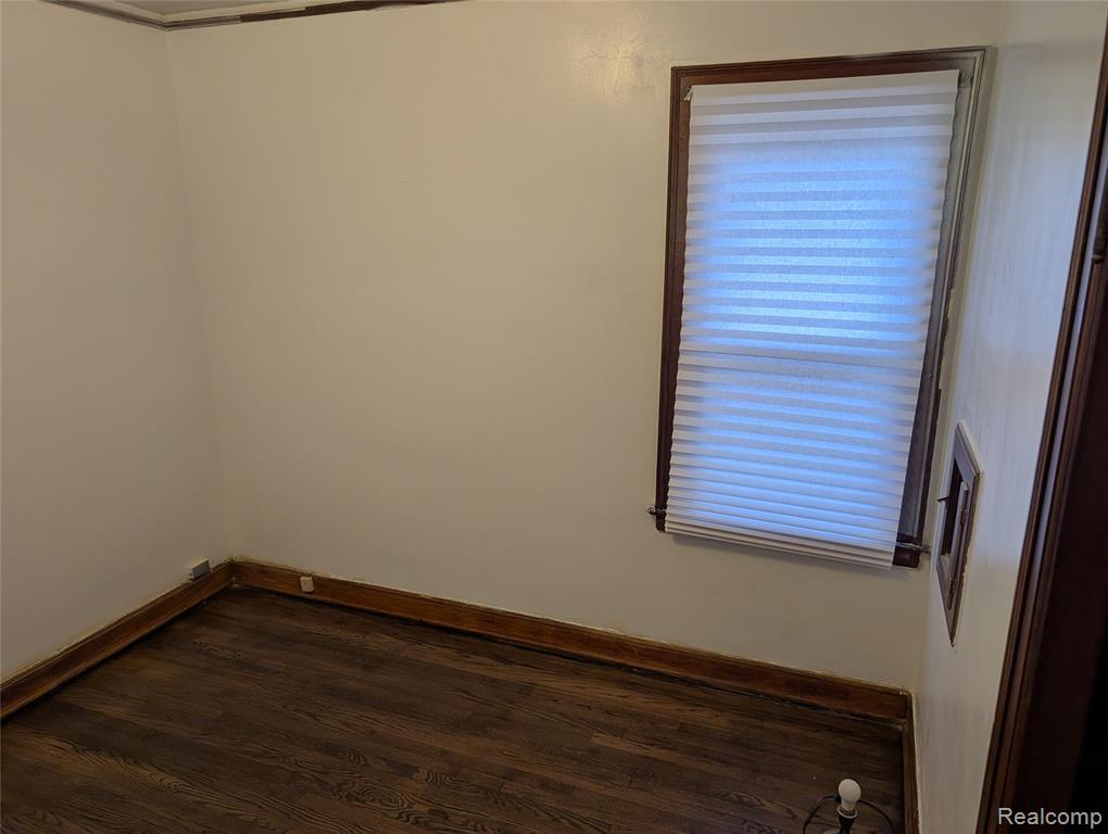 17151 Albion Street, Detroit, MI 48234 — Photo 9