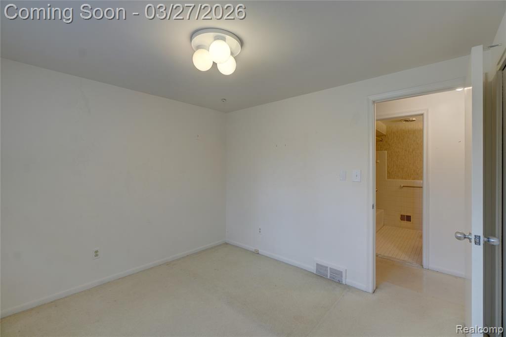 6974 Woodside Trail, West Bloomfield, MI — Photo 16