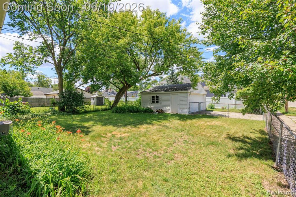2879 Royal Avenue, Berkley, MI 48072 — Photo 22