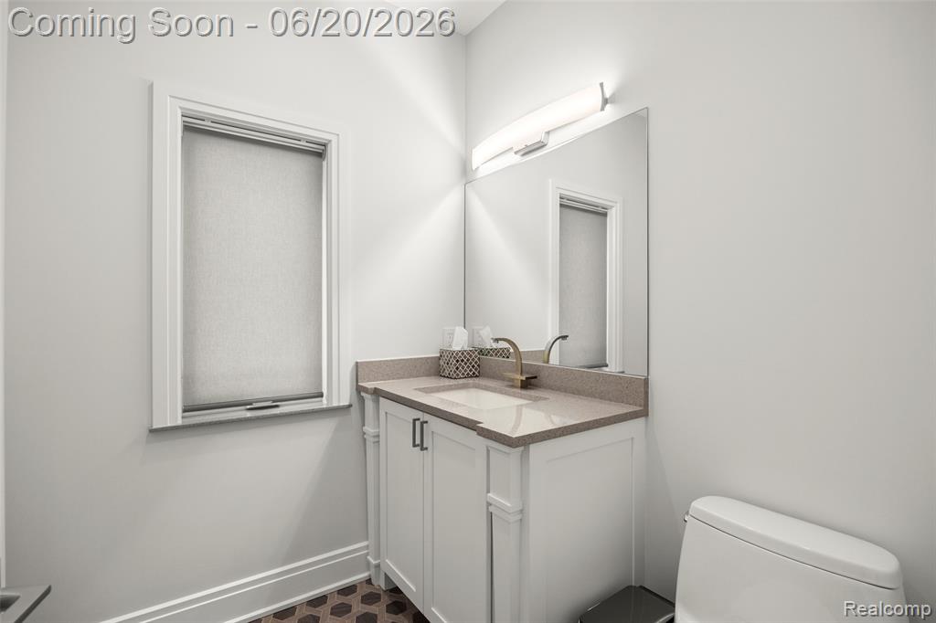 22491 E 10 Mile Road, Saint Clair Shores, MI 48080 — Photo 20