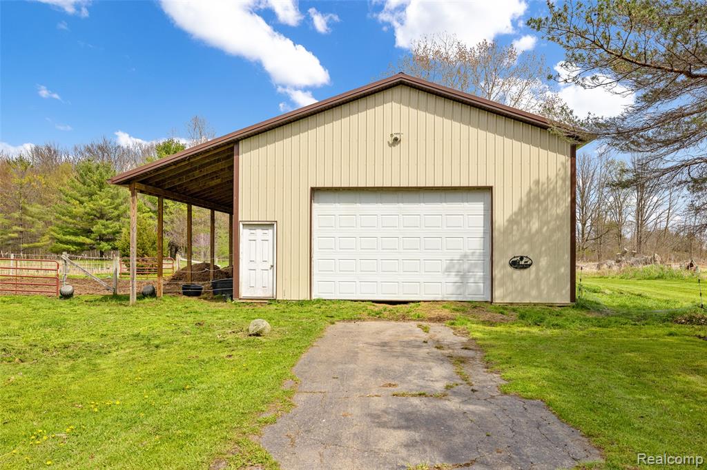 4425 Bethuy Road, Casco, MI 48064 — Photo 48