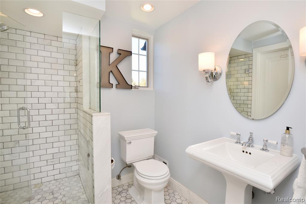 32470 Norchester Street, Beverly Hills, MI 48025 — Photo 22