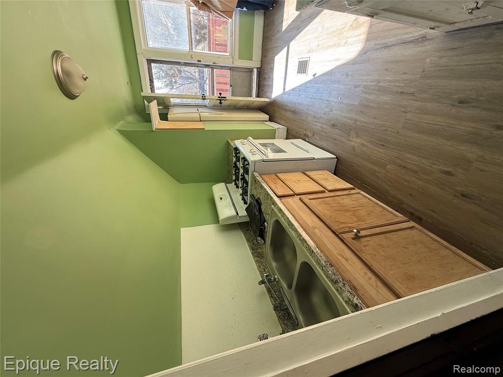 8055 Gartner Street, Detroit, MI 48209 — Photo 11