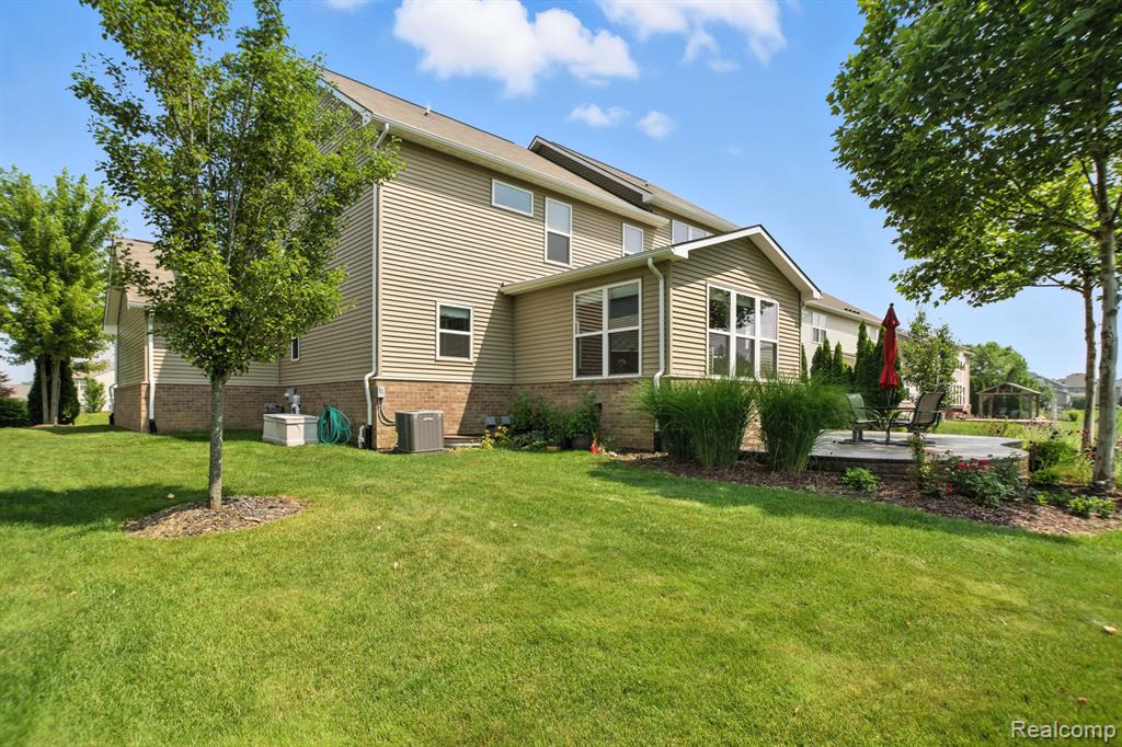 2066 Findley Circle, Lake Orion, MI — Photo 21