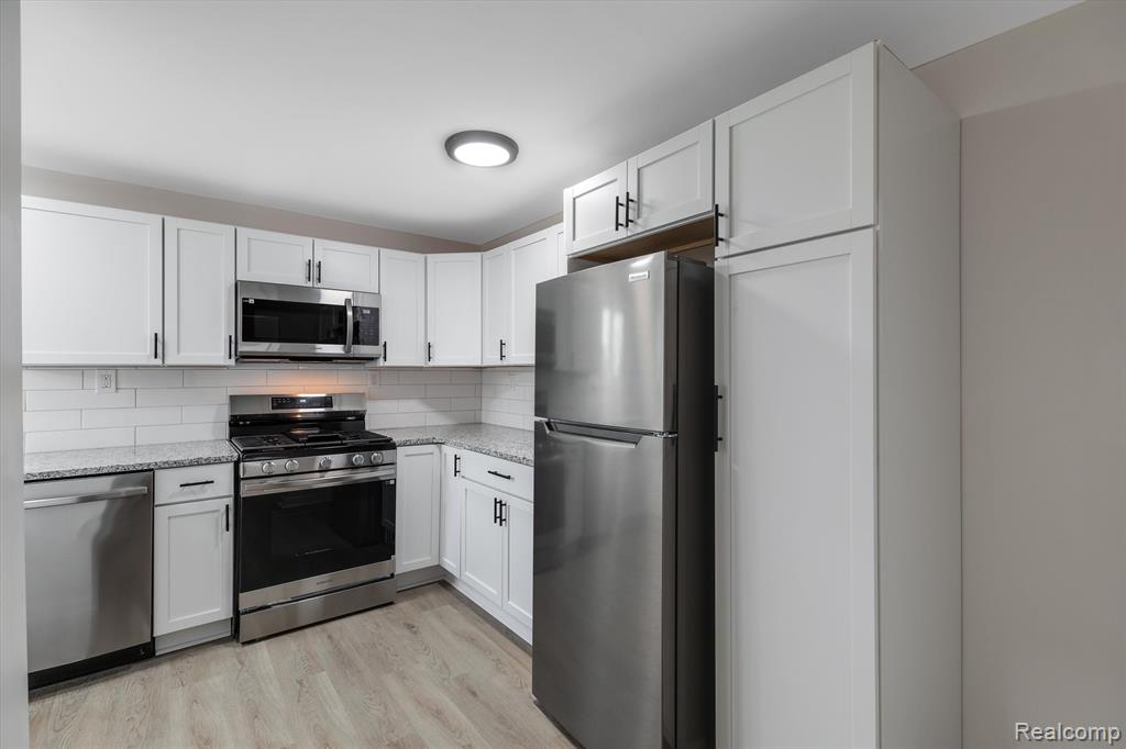50 E NEVADA Street, Highland Park, MI 48203 — Photo 7