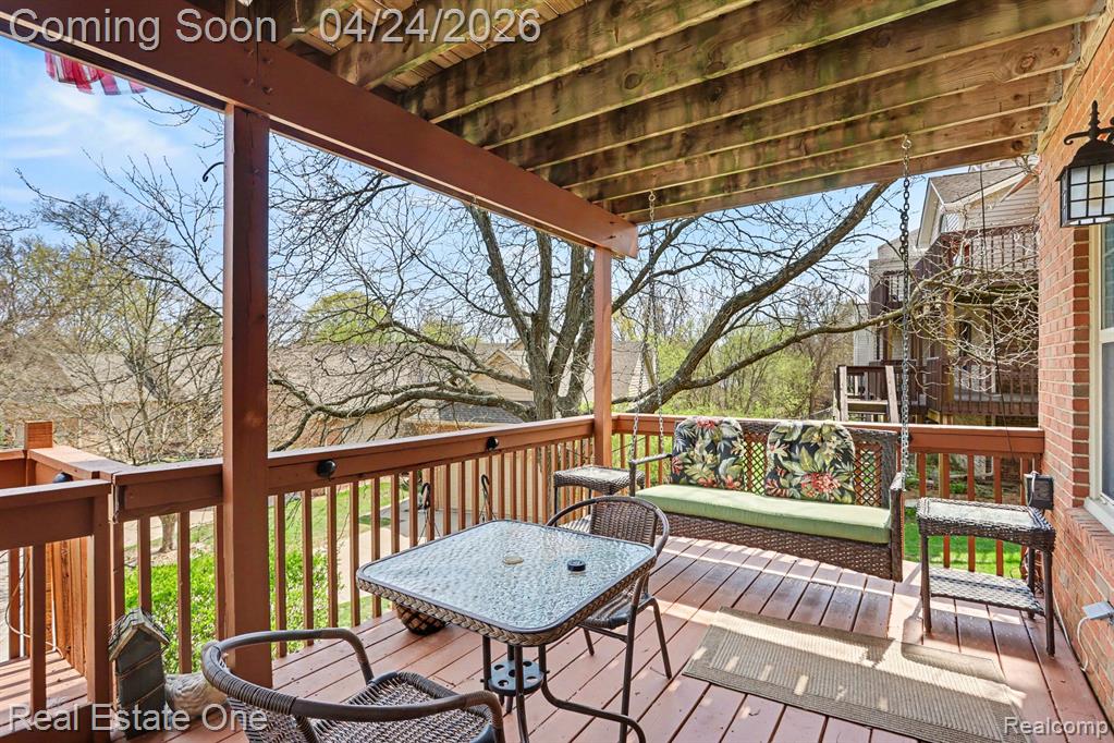 846 Ridgeside Drive, Milford, MI 48381 — Photo 28