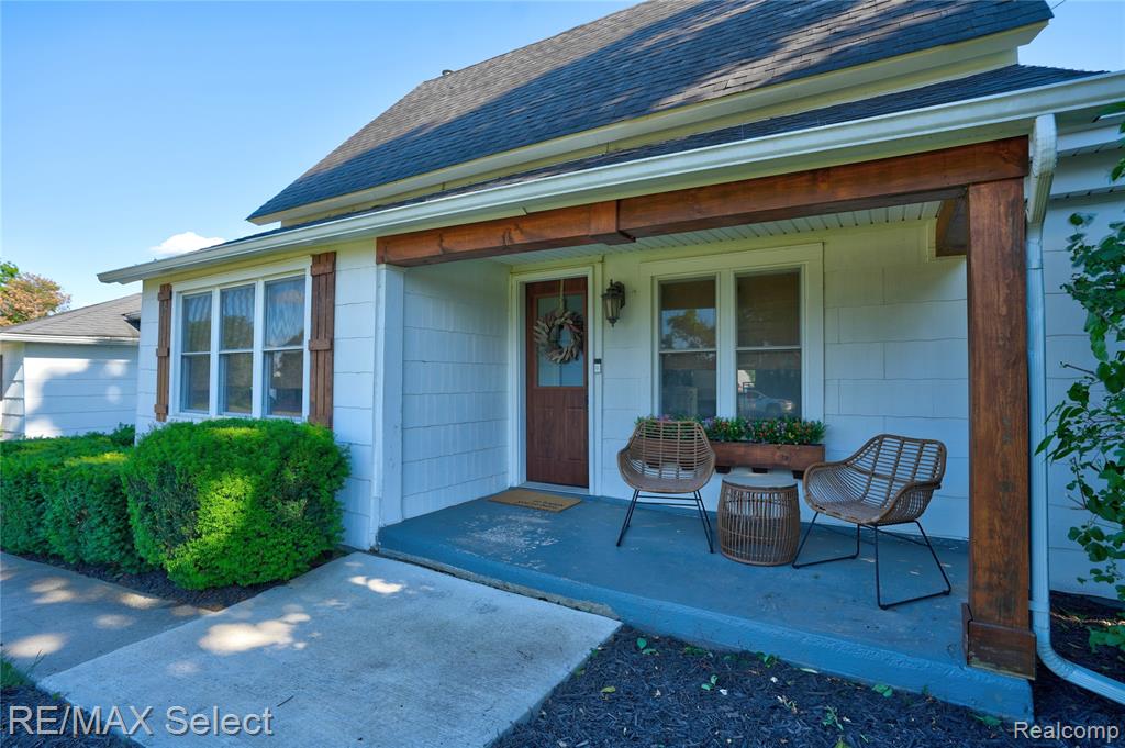10469 W PIERSON Road, Flushing, MI 48433 — Photo 8