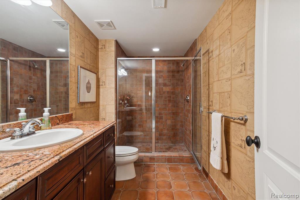 17712 PARKSHORE Drive, Northville, MI 48168 — Photo 51