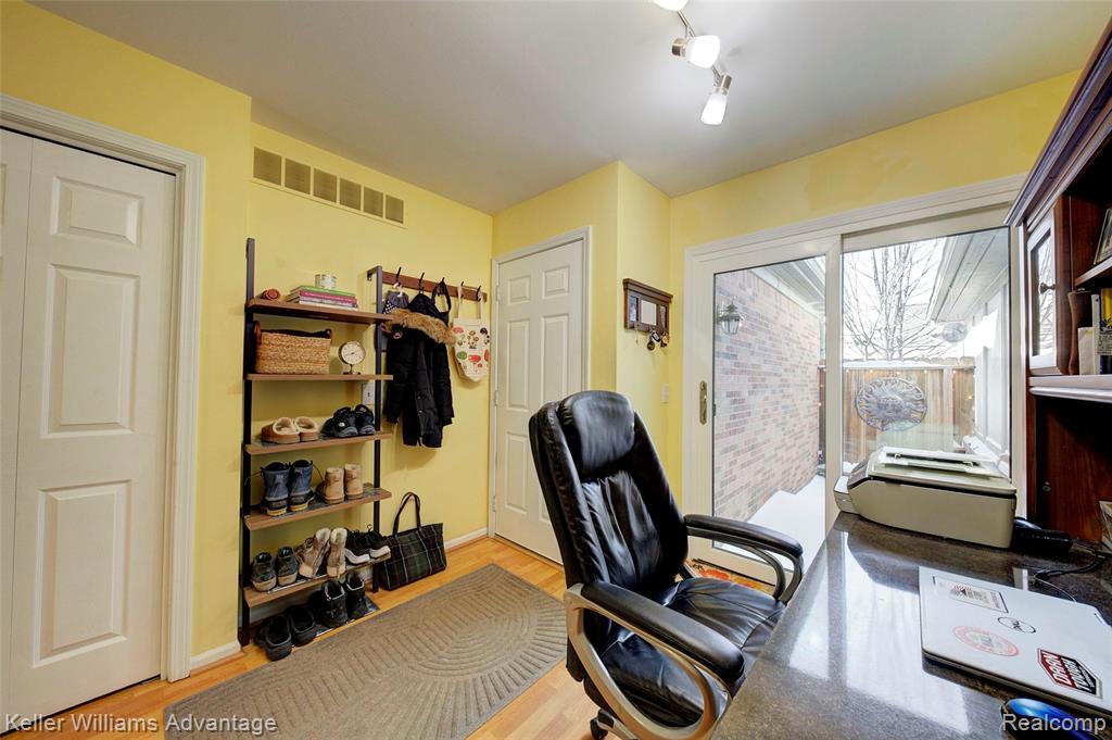 42209 Saratoga Circle, Canton, MI 48187 — Photo 32