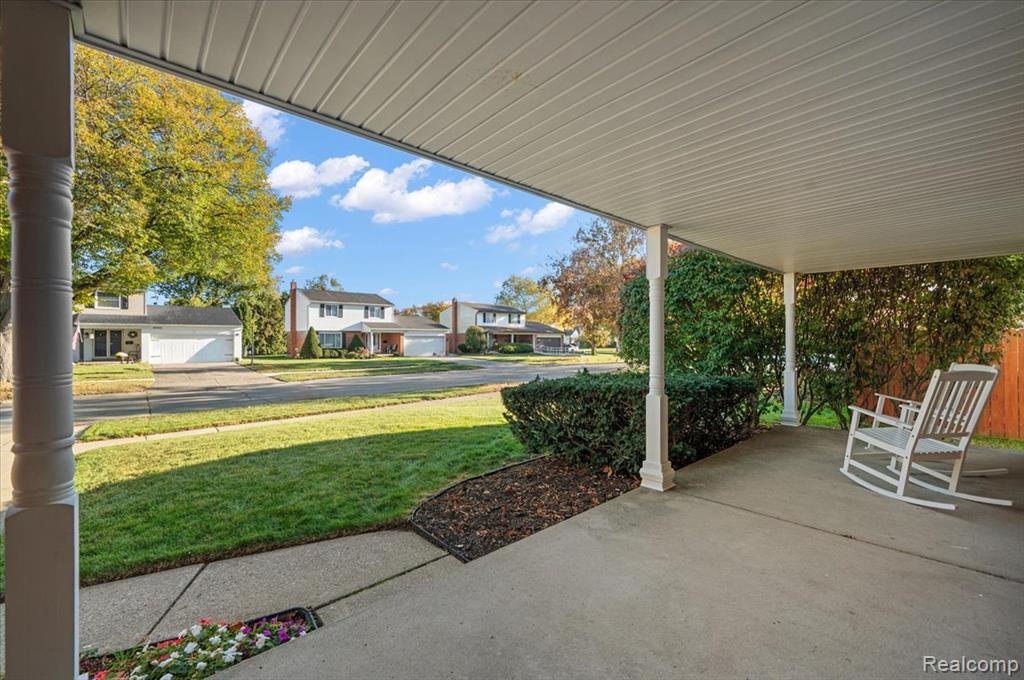 40649 Rinaldi Drive, Sterling Heights, MI 48313 — Photo 5