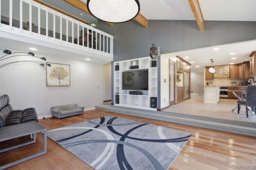 2411 Wixom Trail, Milford, MI 48381 — Photo 5