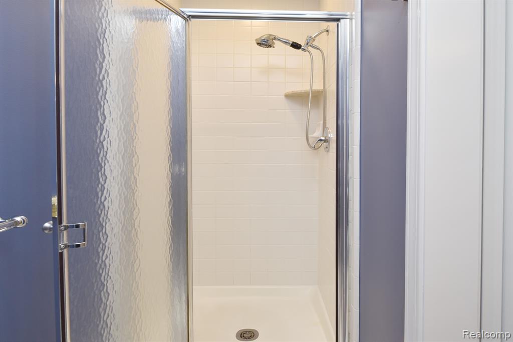 527 Newburne Pointe, 19, Bloomfield Hills, MI 48304 — Photo 29