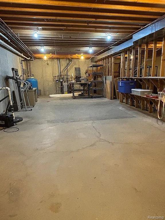 2592 Air Park Drive, Zeeland, MI 49464 — Photo 24