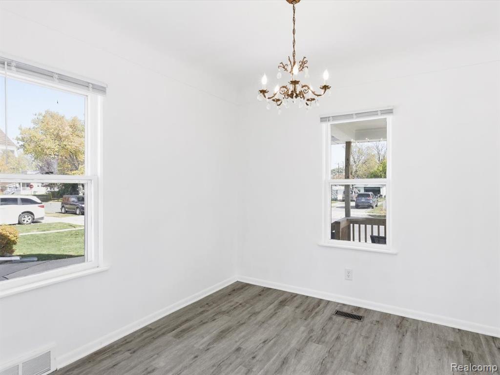 423 16th Street, Port Huron, MI 48060 — Photo 8
