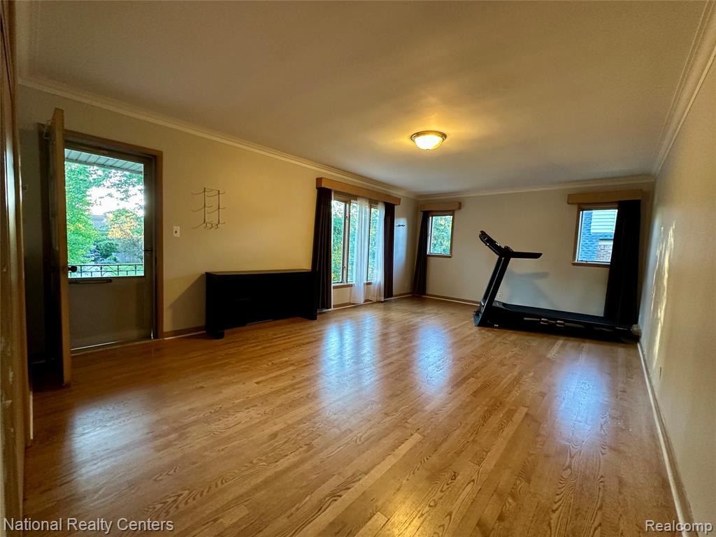 821 Pemberton Road, Grosse Pointe, MI 48230 — Photo 18